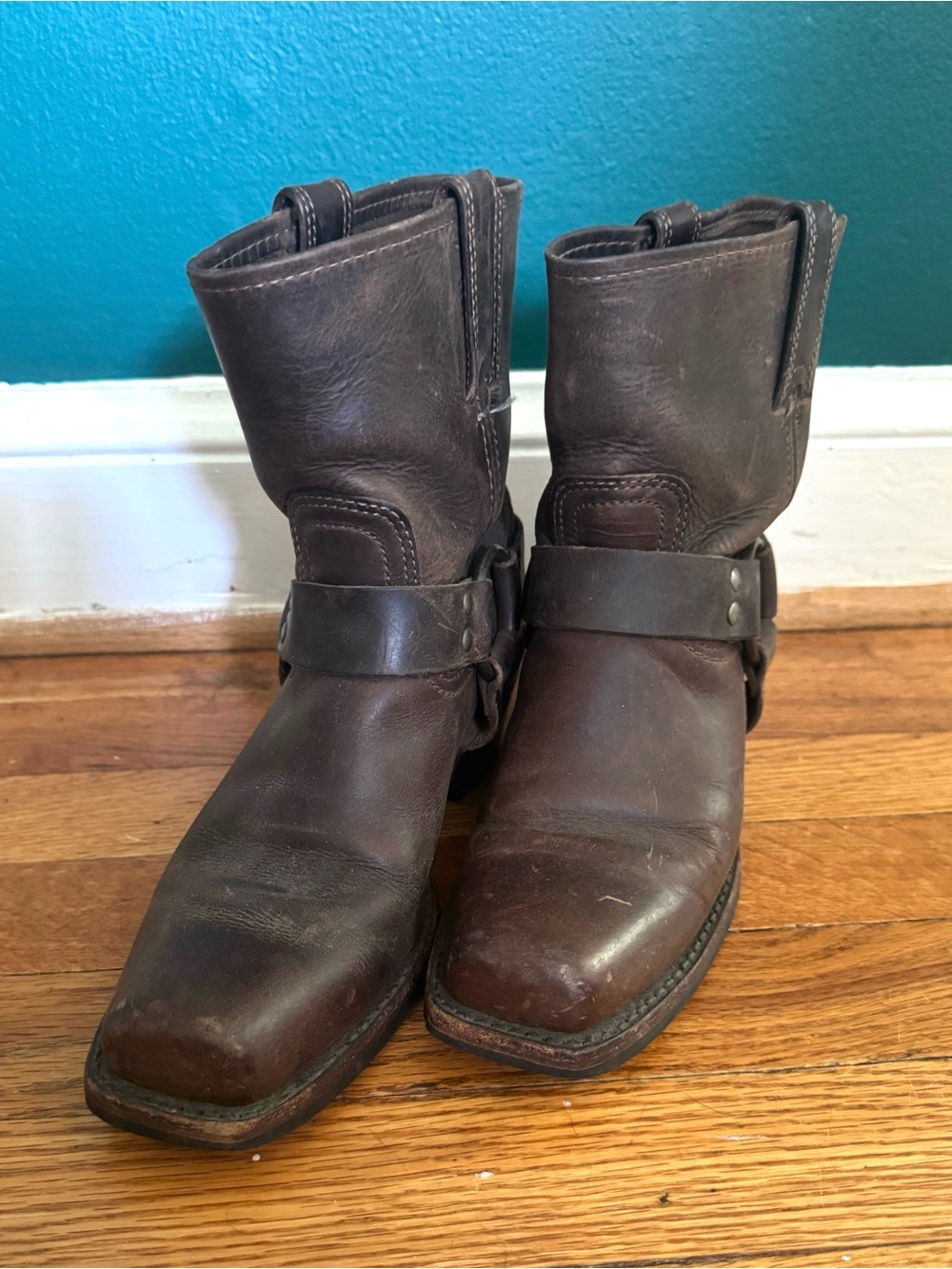 Frye Brown Leather 8R Harness Engineer Boots
